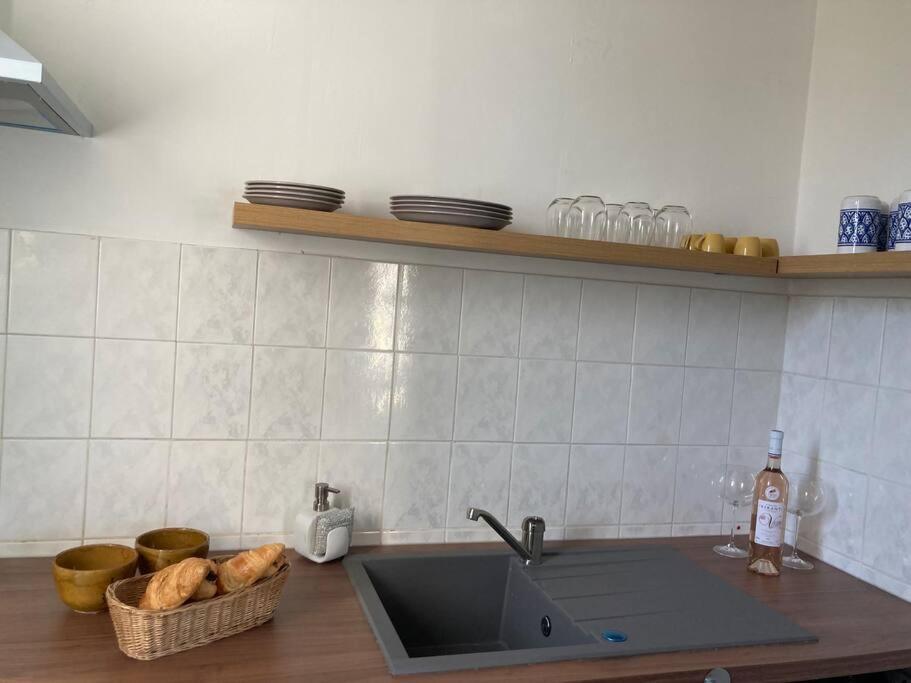 Cozy Studio With Balcony And Free Parking Aix-en-Provence Luaran gambar